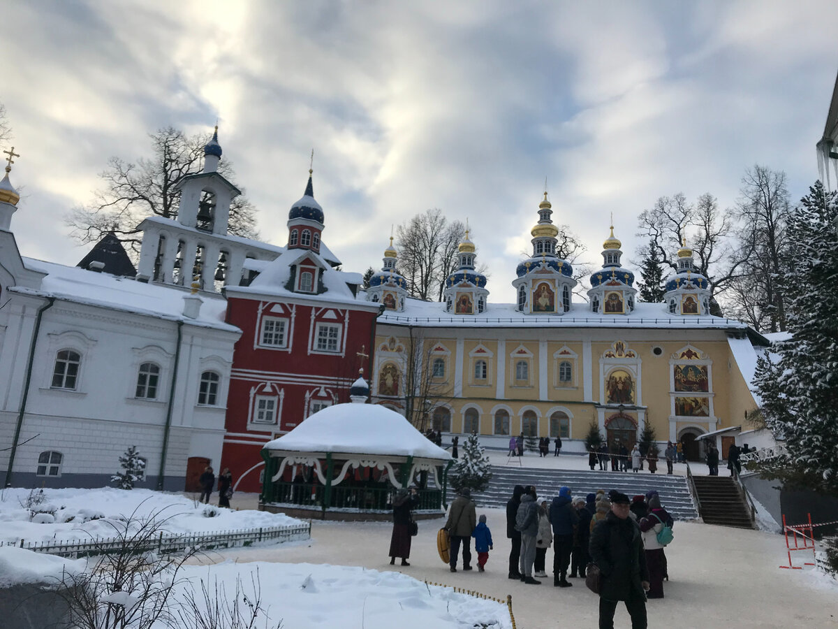 Рождество в Псково-Печорском монастыре.