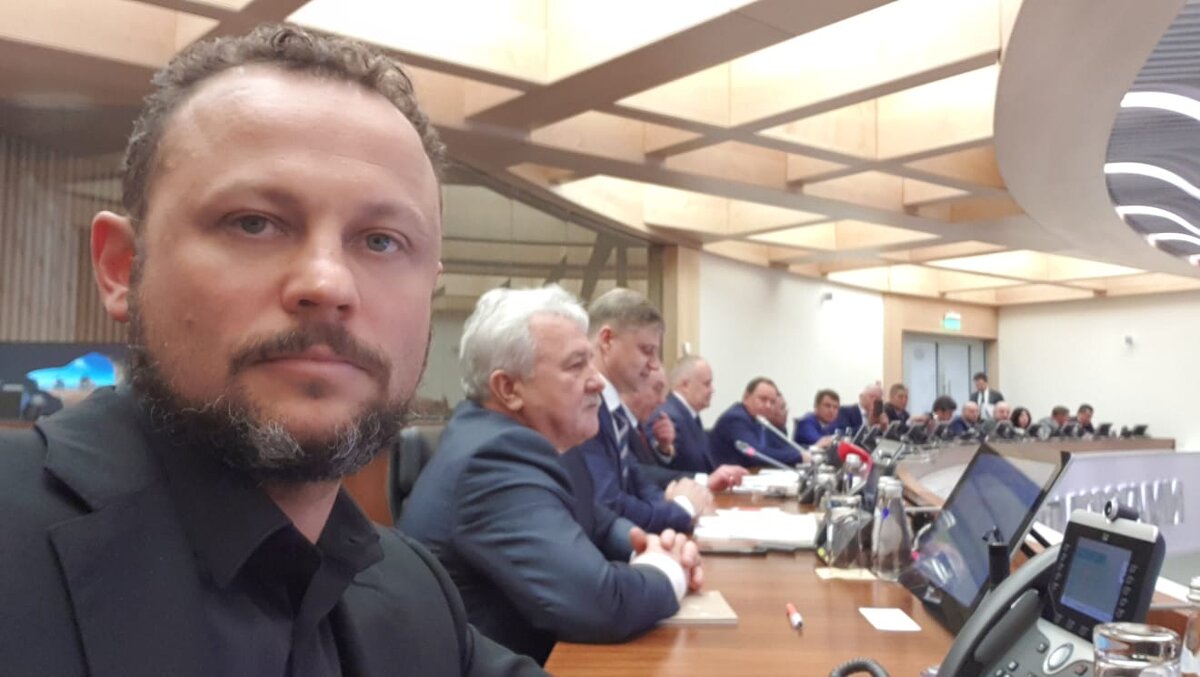 Выездное заседание комитета Госдумы по транспорту и развитию транспортной инфраструктуры в центре управления РЖД