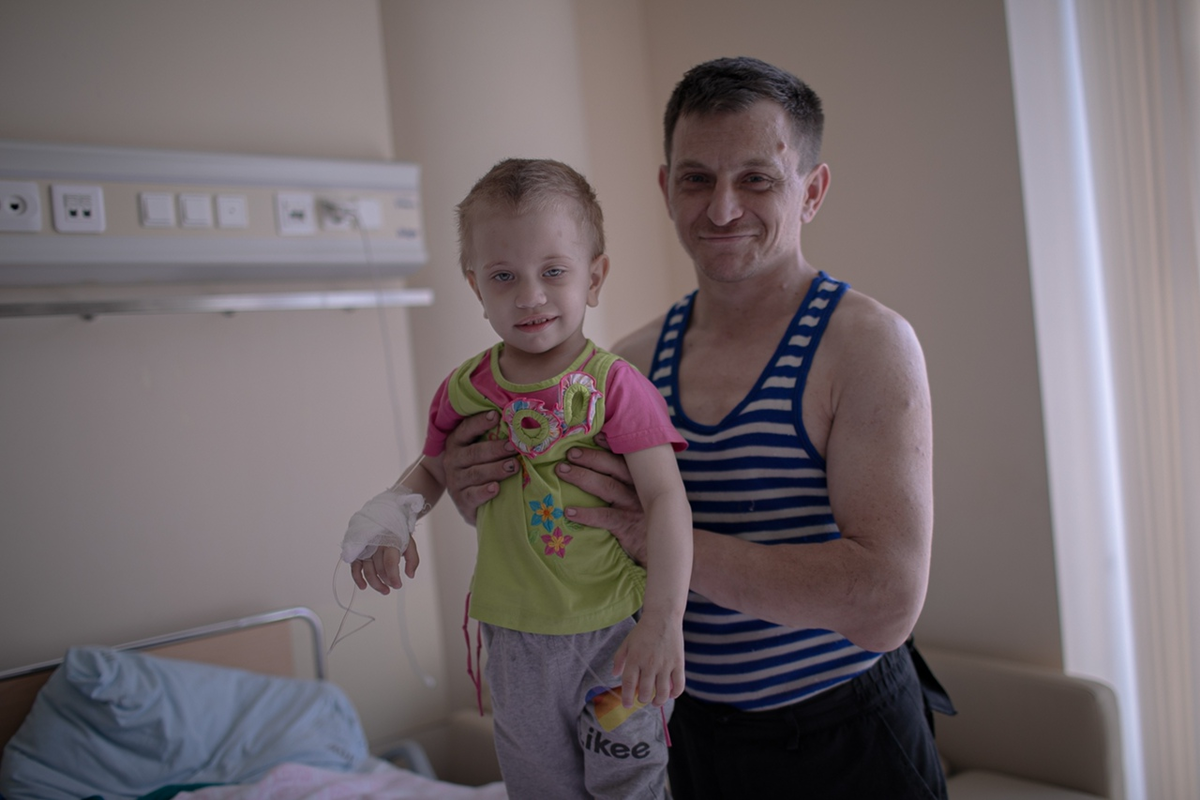 Соня с папой. Фото: Ольга Карпушина для свет.дети