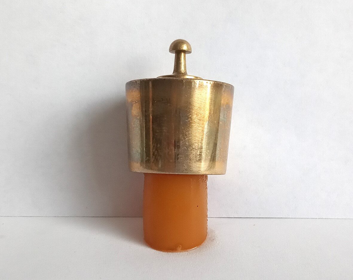 Гидрогель под прессом. Источник: Sokolov et al. / Chemical Communications, 2023.