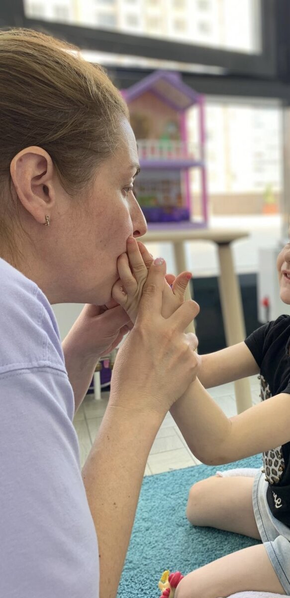 Работаю индивидуально и в группах