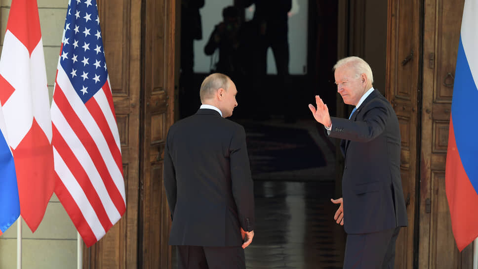 Фото: Дмитрий Азаров / Коммерсантъ📷Владимир Путин и Джо Байден