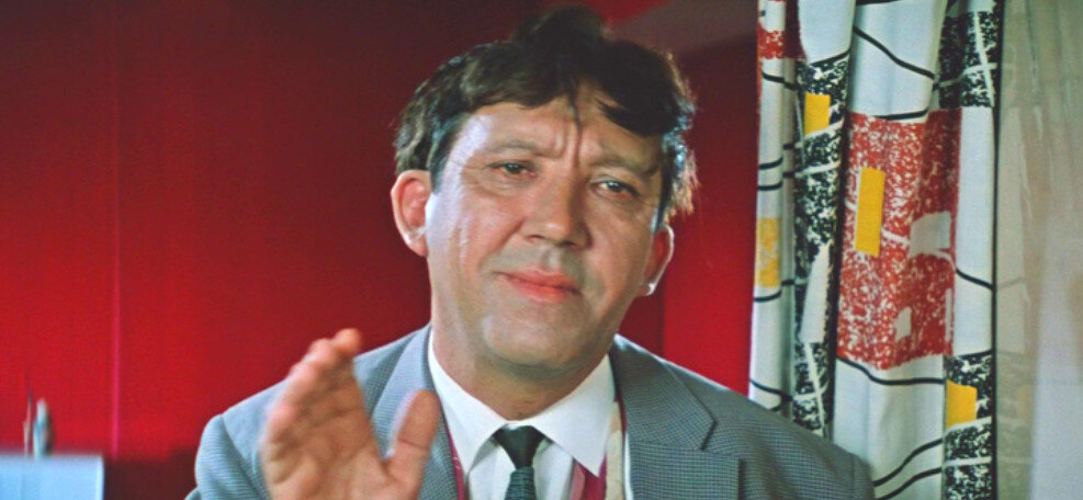 Кадр из фильма "Бриллиантовая рука"        Понравилась статья? Поставьте ЛАЙК!      