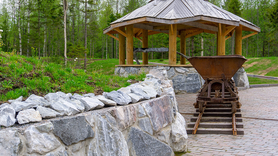 Горный парк «Рускеала» в Карелии