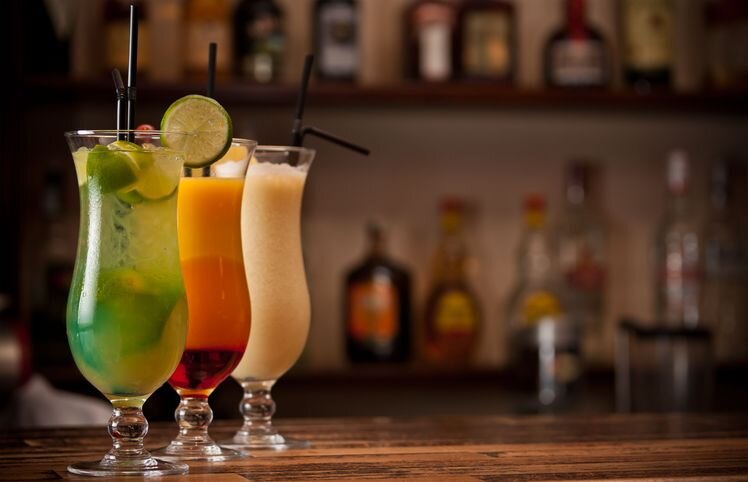 Семь мифов об алкоголе, которые одновременно и упрощают, и усложняют жизнь