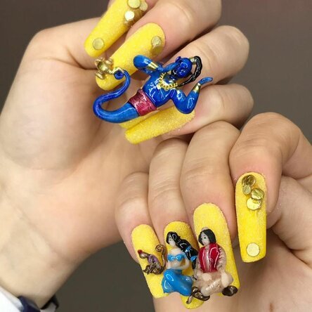 Instagram / @nail_sunny