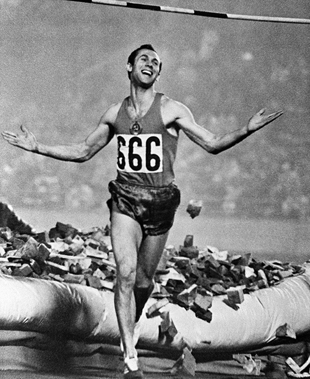 Первый олимпийский чемпион легкой атлетики