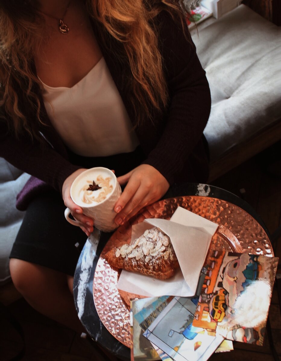 Балуйте своих девчонок не только на 8 марта;)