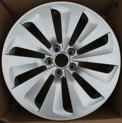 R19 8J ET39 D66.6 5x112 Ronal 8R0601025AB Germany AUDI Q5