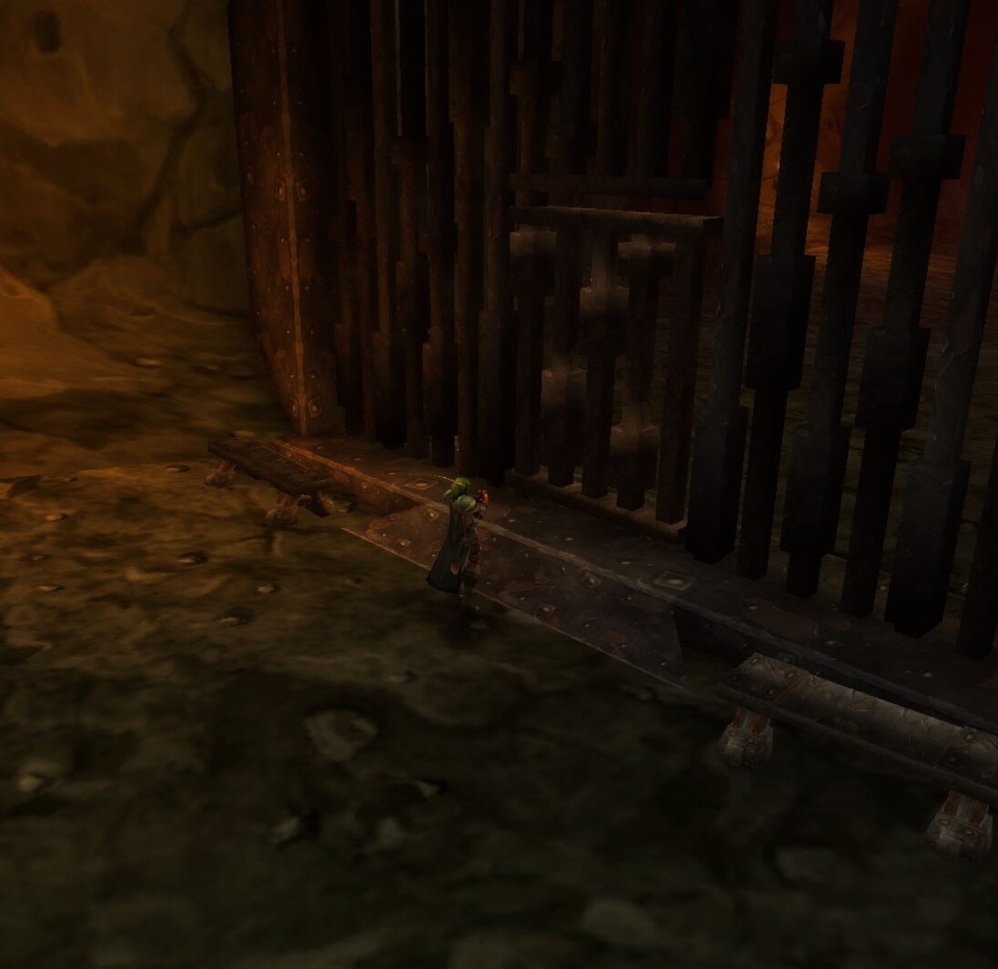 Также здесь можно качать взлом замков