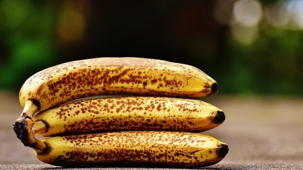 Не выбрасывать, а съесть: 5 вкусных блюд из почерневших бананов