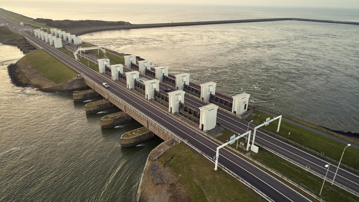 Нидерланды дамба афслёйтдейк. Проект Дельта Нидерланды. Дамба в Роттердаме. Плотина Нидерланды Северное море.