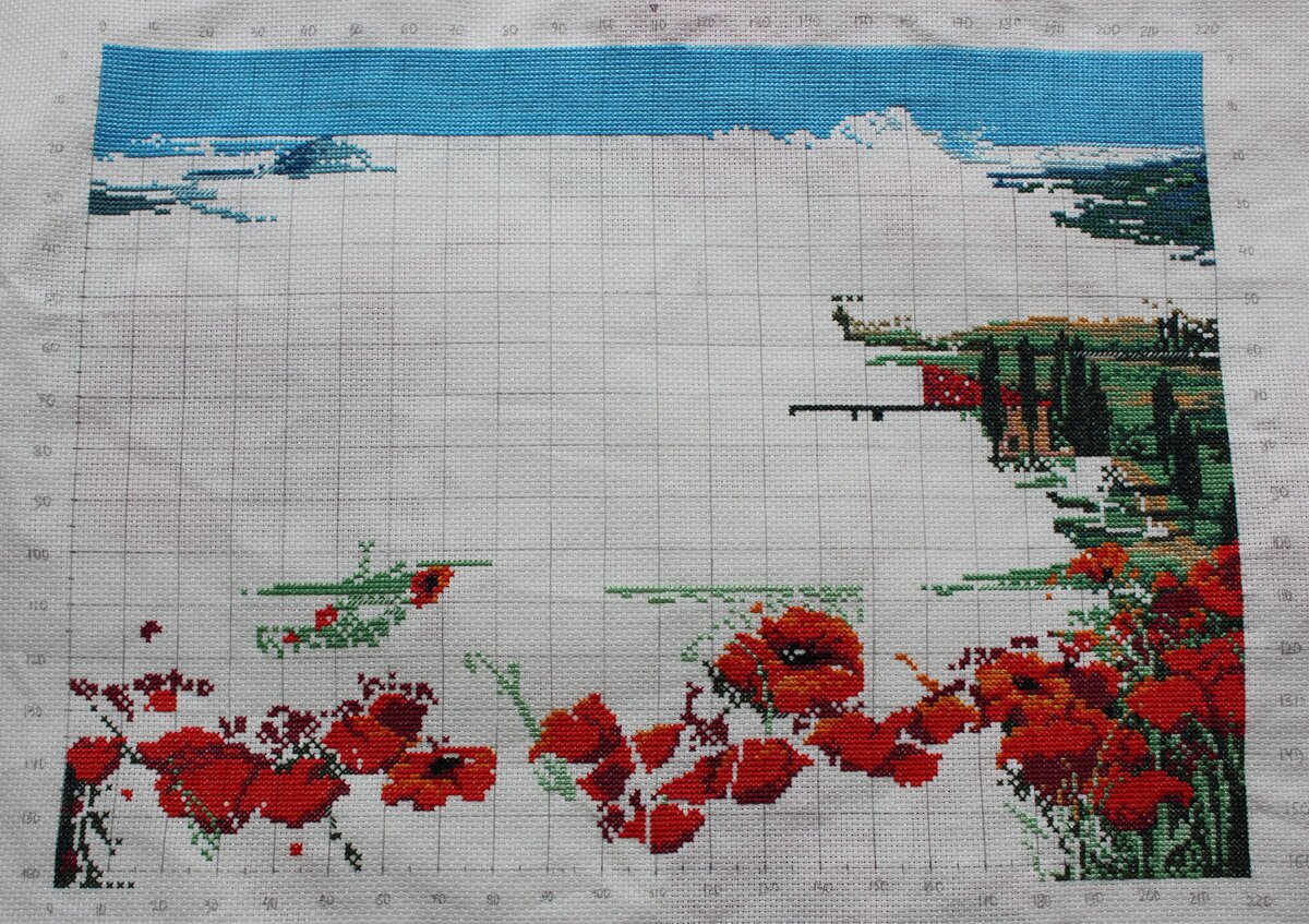 "Тоскана" от Риолис. Вышивка у меня в работе. Фото автора статьи