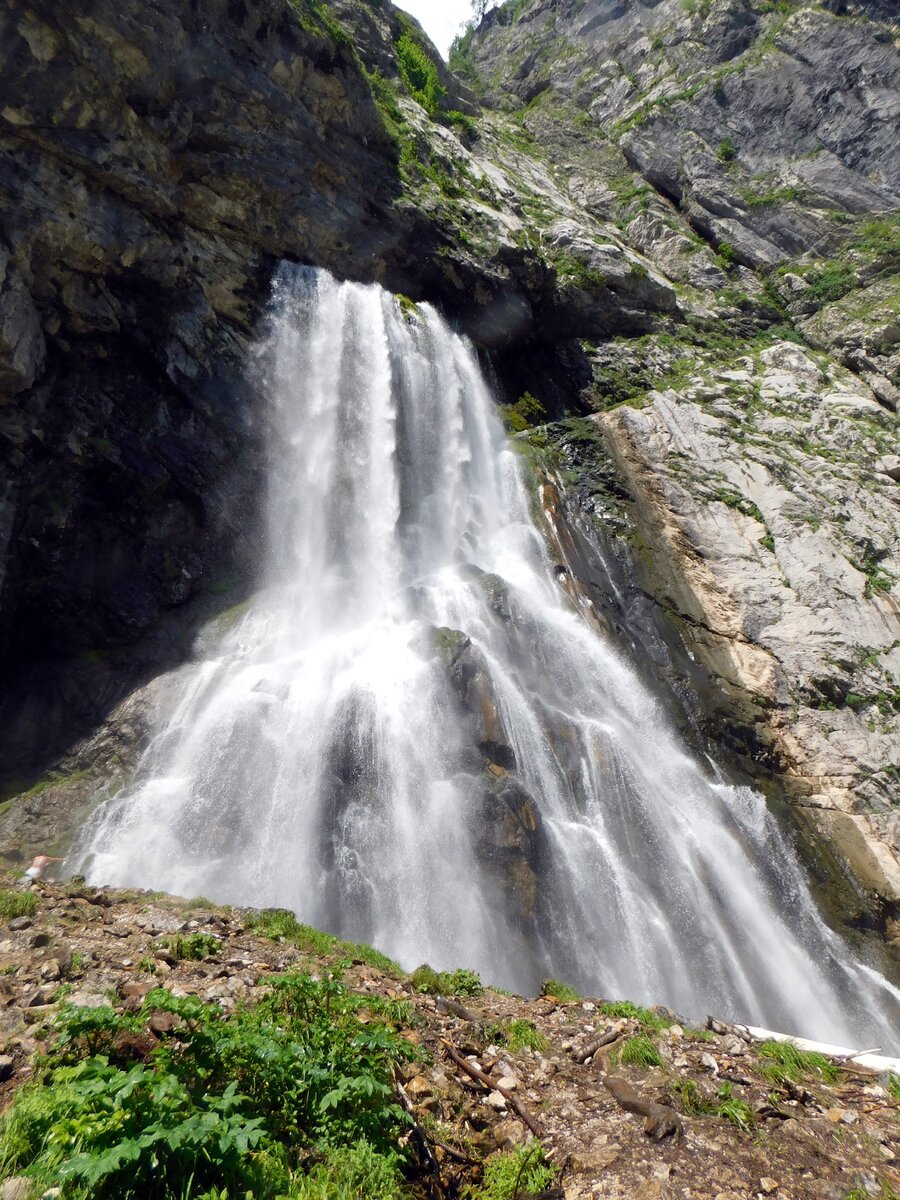 Абхазия водопады Гегский водопад