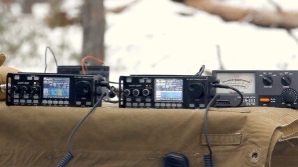 mcHF QRP - мини SDR КВ трансивер. Проведение радиосвязи в полевых условиях. Короткие волны.