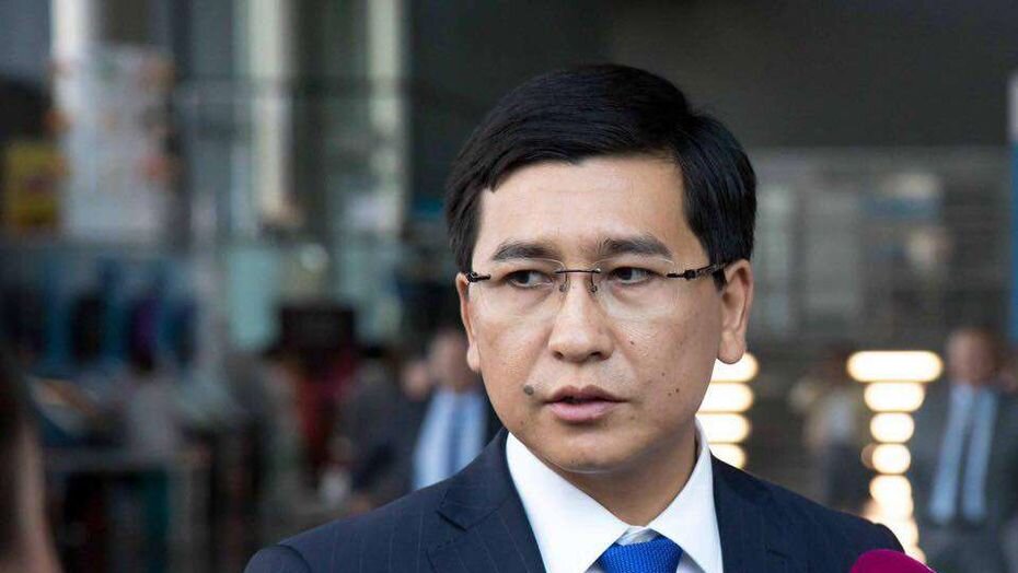 Асхат Канатович Аймагамбетов -  казахстанский государственный деятель, министр образования и науки Республики Казахстан (с 13 июня 2019 года).