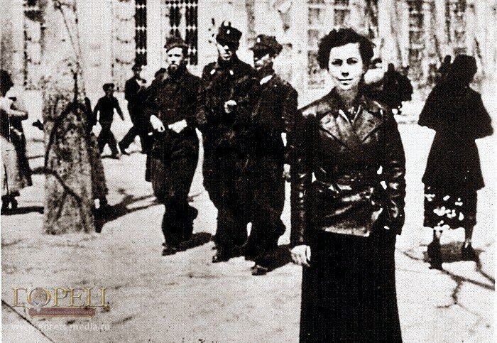 Аделина в Испании