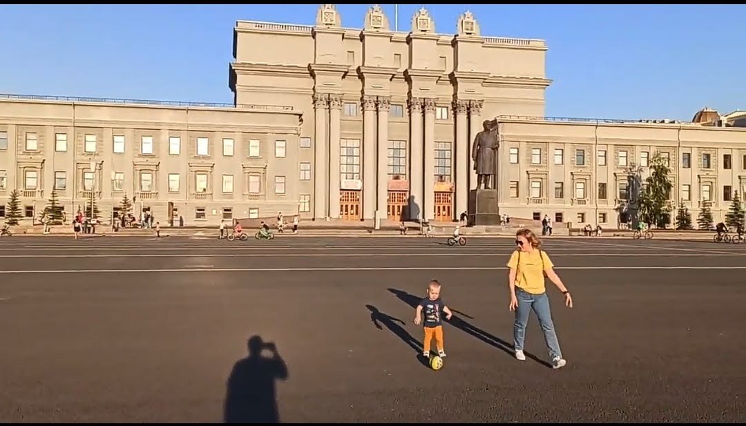 Площадь Куйбышева в Самаре. Фото автора.