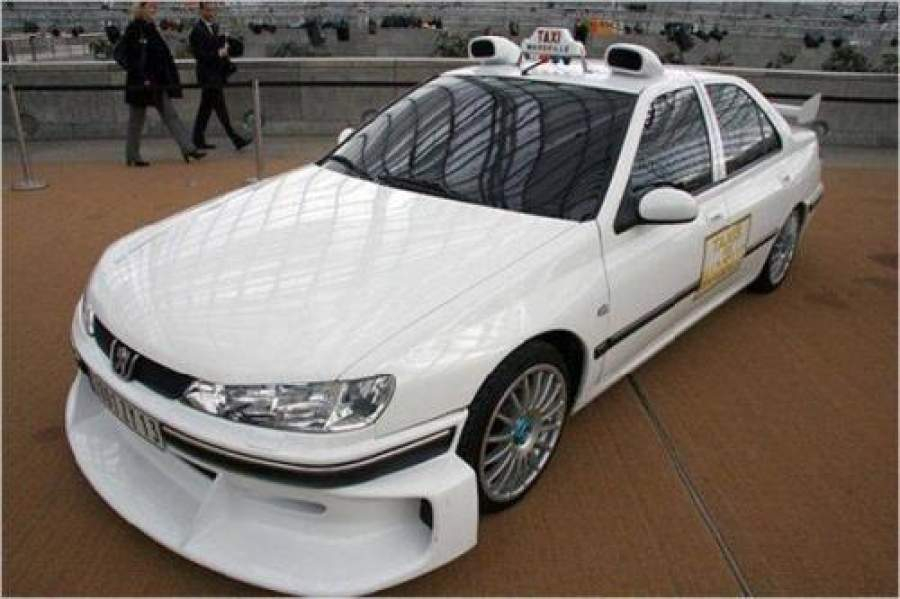 листайте вправо