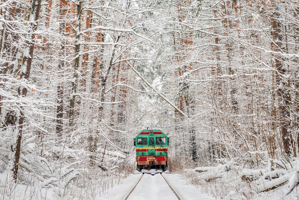 ЧМЭ2-442 на подъездном пути от станции Балашиха. 2021 год.