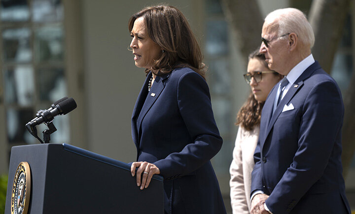 КАМАЛА ХАРРИС И ДЖО БАЙДЕН. ФОТО: CHRIS KLEPONIS – POOL VIA CNP/KEYSTONE PRESS AGENCY/GLOBAL LOOK PRESS 