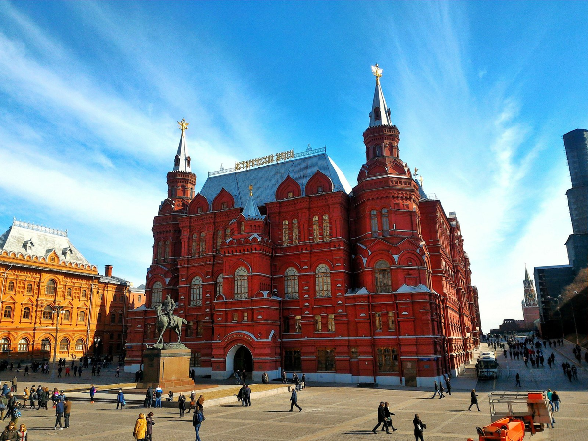 Красная площадь музеи. Московский исторический музей на красной площади. Государственный исторический музей, Москва, красная площадь. Шервуд исторический музей в Москве. Гим Москва исторический музей.