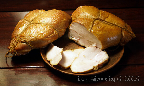 Куриные грудки горячего копчения