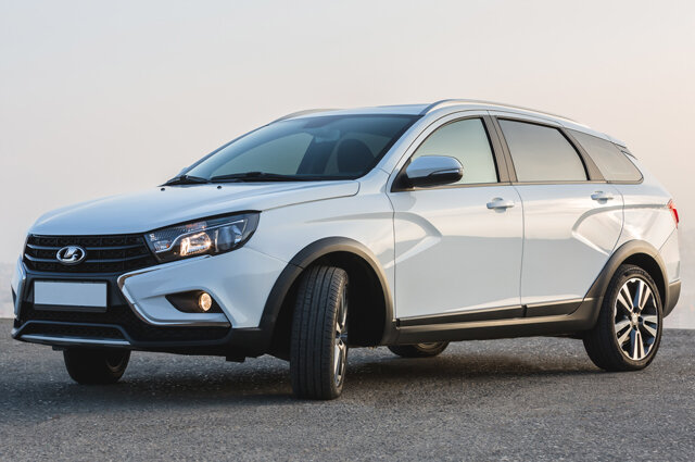    Автомобиль «Лада Веста». Фото: Shutterstock.com/ Amir Photo