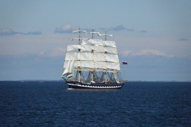 "Крузенштерн" в 2000 году⁠⁠