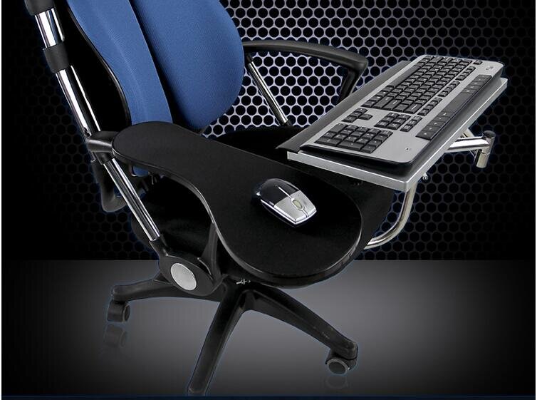 Пустой офисный стул