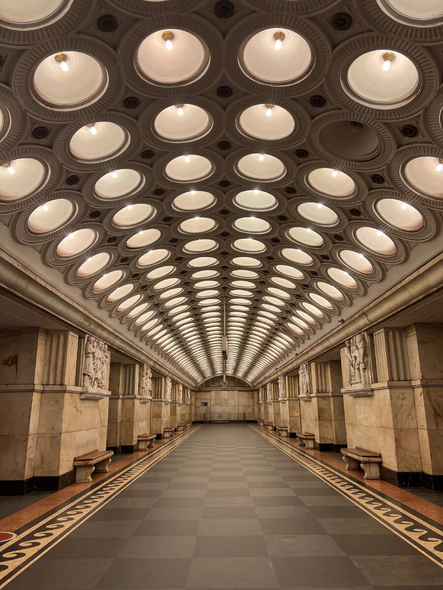 метро Электрозаводская, Москва. Фото автора 