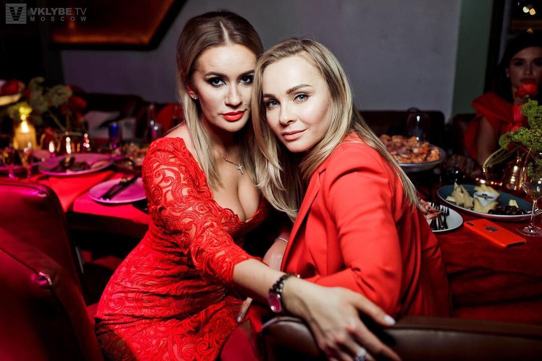 Как выглядят участницы группы "Истринские ведьмы" - Варвина, Бушина ...