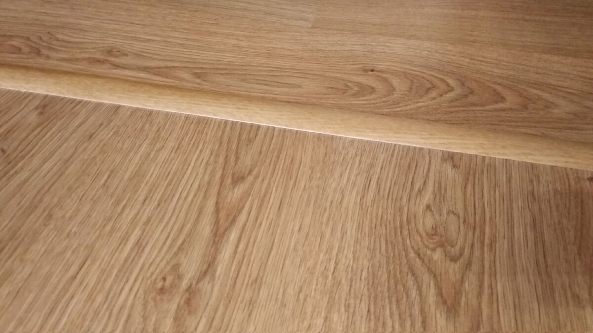 Это переход между комнатой и коридором.