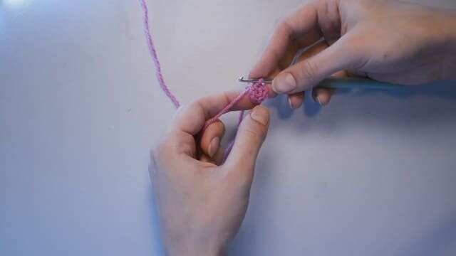 связали кольцо амигуруми