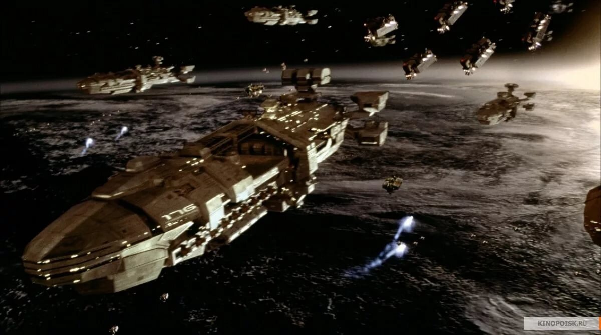 Космические корабли Федерации из одноименной экранизации романа Р.Хайнлайна "Звездный десант" П. Верховеном (1997). Это и другие изображения обзора взяты на ресурсе Яндекс. картинки 