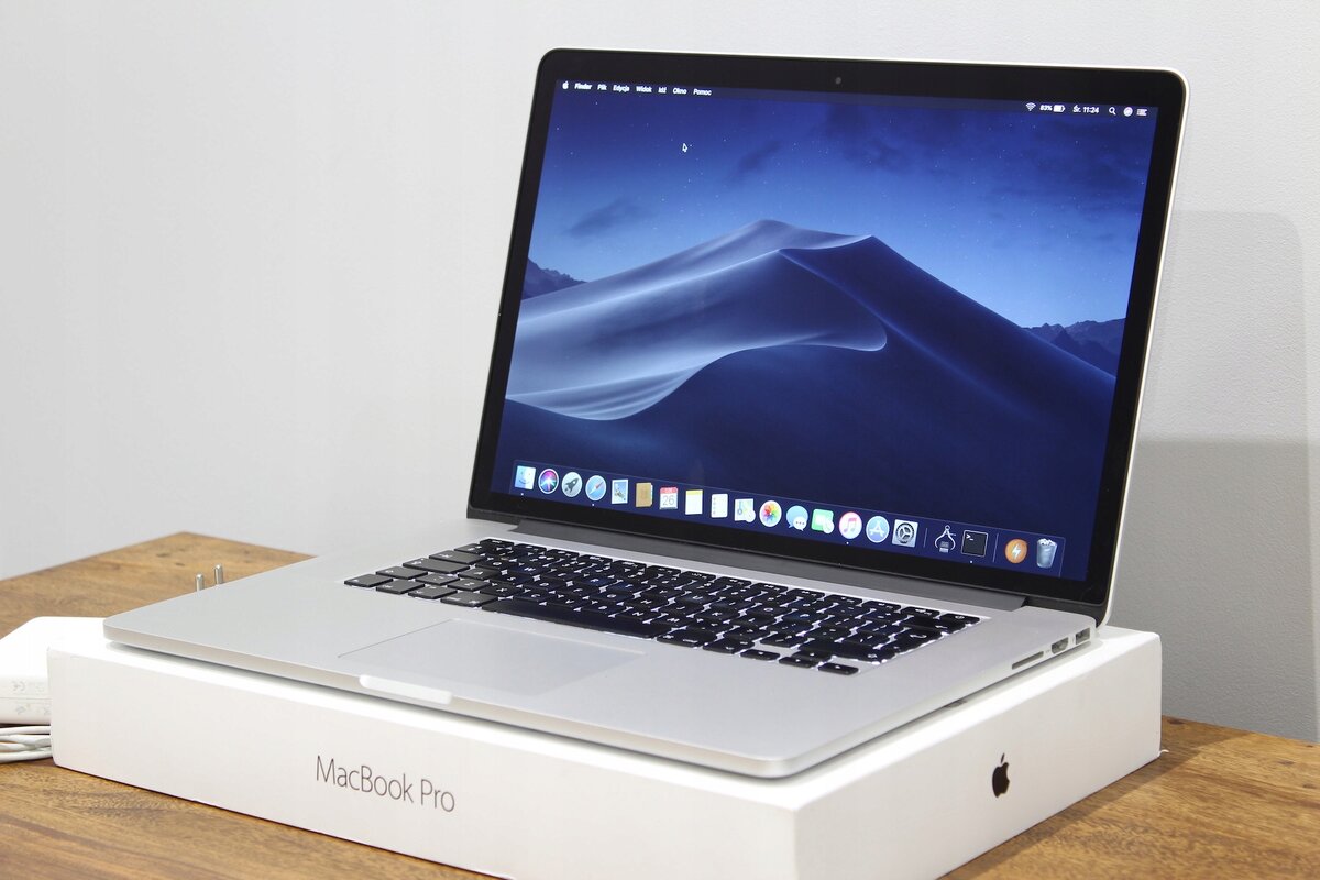 macbook pro 15 2015г