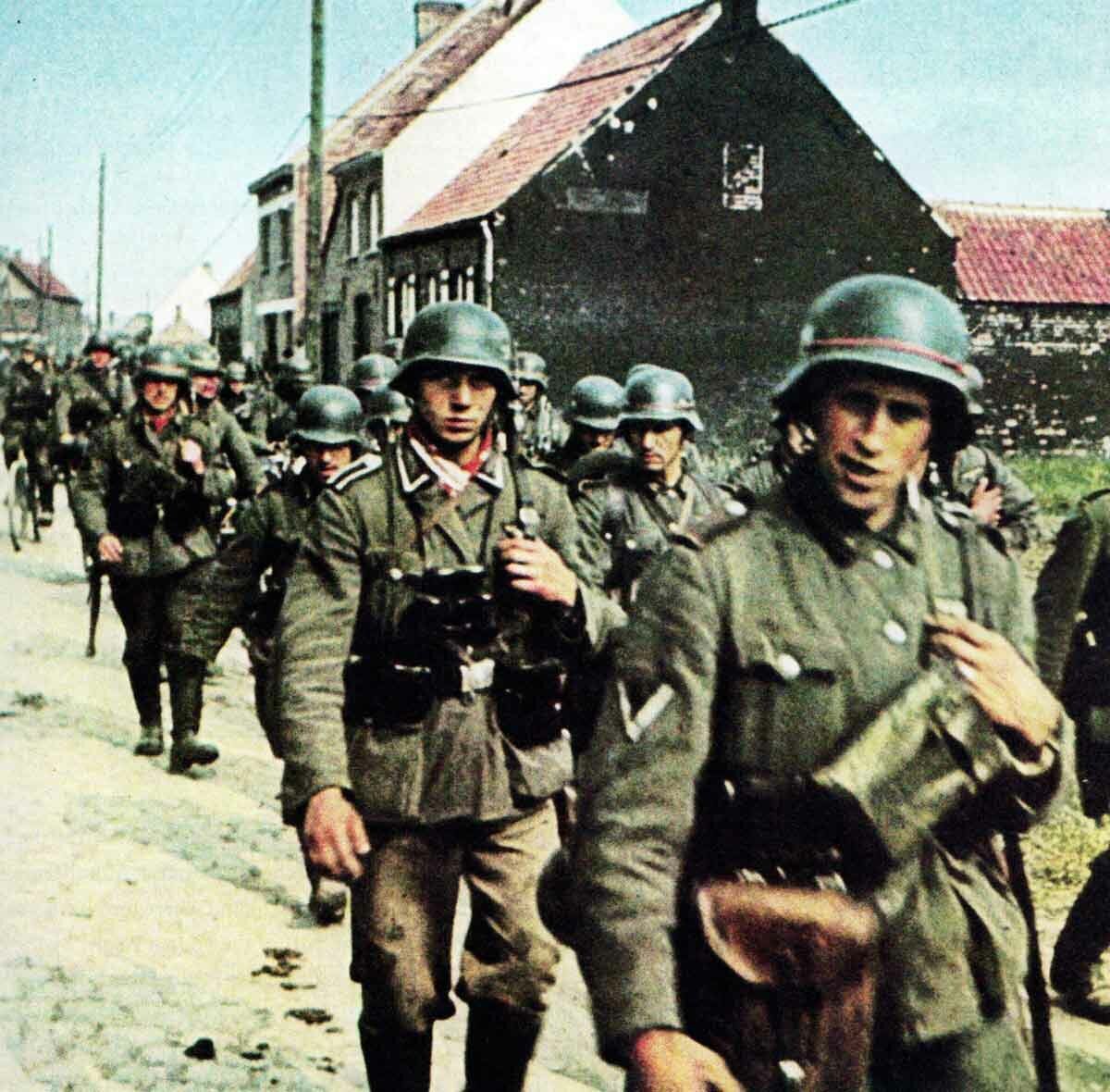 Немецкие солдаты (фото из открытых источников)