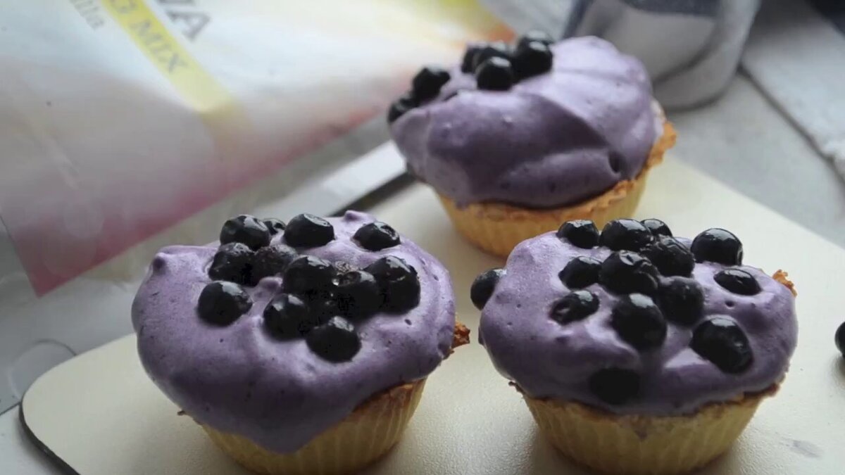 Тарталетки с черничной начинкой