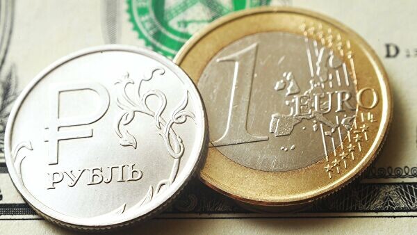 Российская валюта становится все более нестабильной