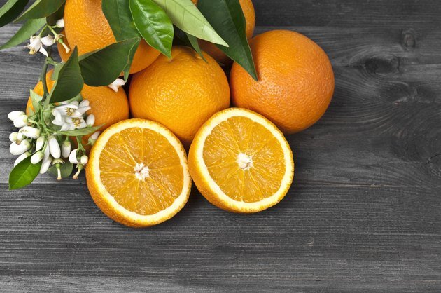 Фото взято с сайта https://www.livestrong.com/article/454646-the-effects-of-eating-too-many-oranges/