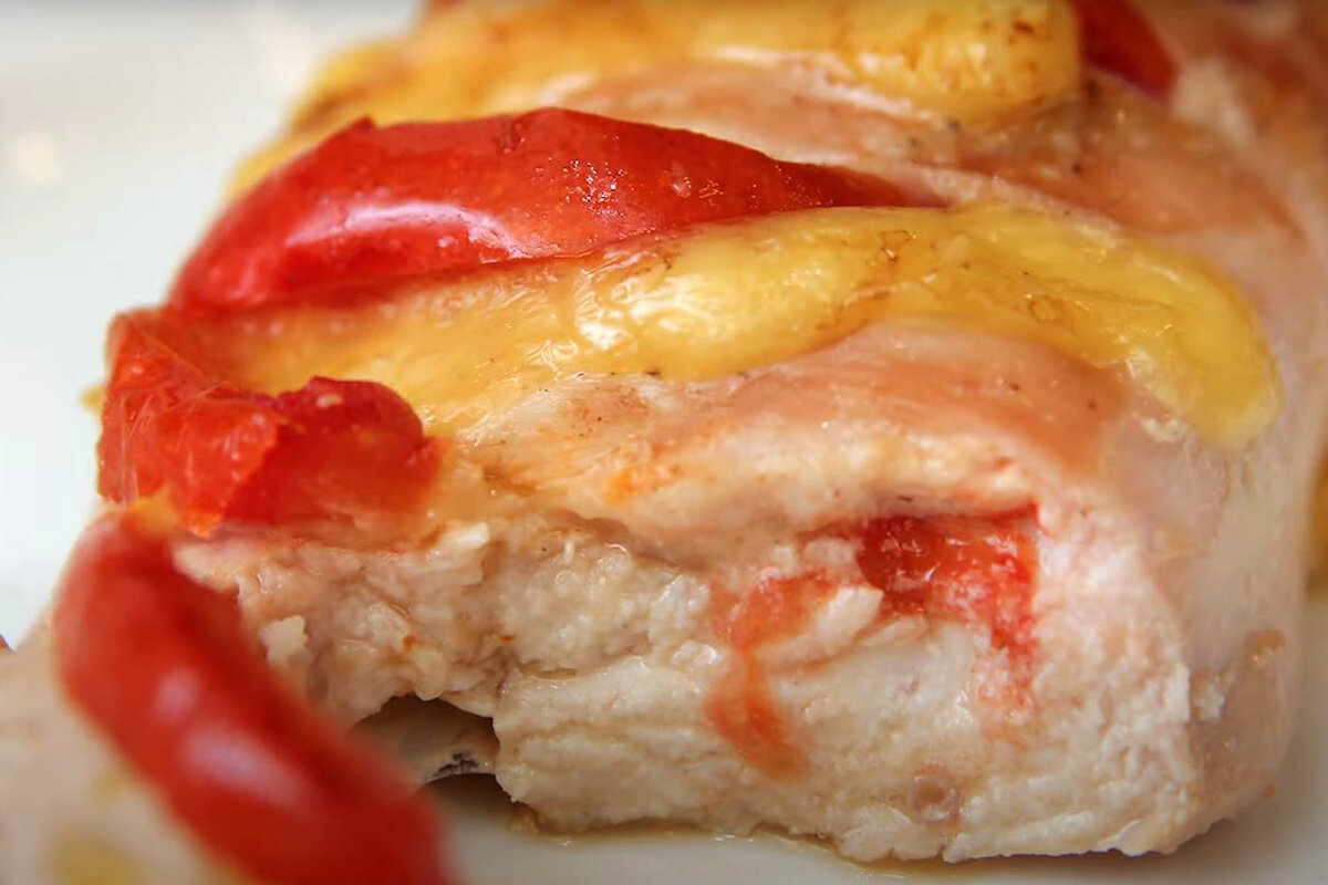 Калорийность блюда примерно 143 ккал на 100 гр. Одна порция выходит на 200-250 гр. 