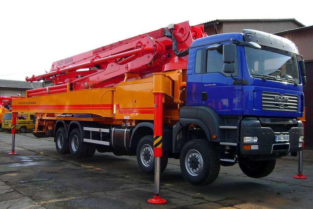 Бетононасос 40 метров стрела