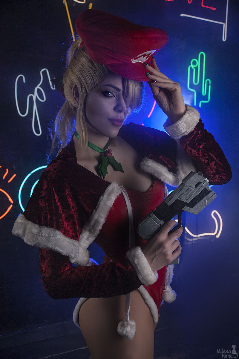 Фансервис, основанный на артах