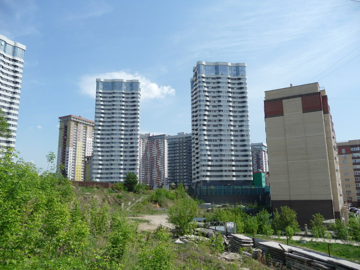 Новый микрорайон Оазис и Лестница Якоба.( смотрите 2-5 фото)