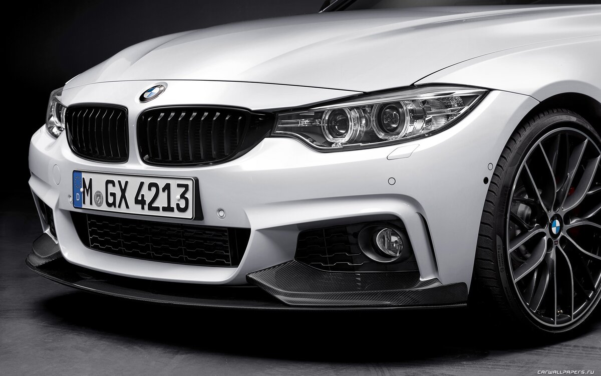 Карбоновый сплиттер M Performance 