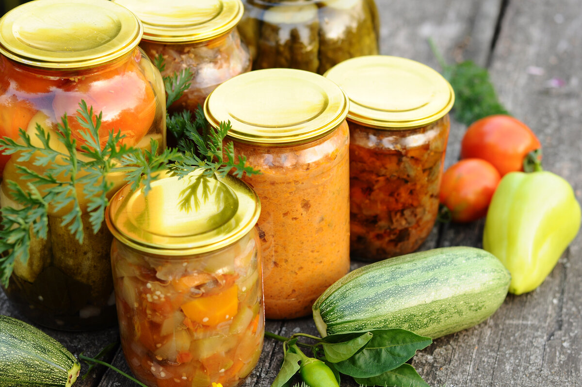 Тушеный салат из кабачков, овощей и сливой в мультиварке – пошаговый рецепт приготовления с фото