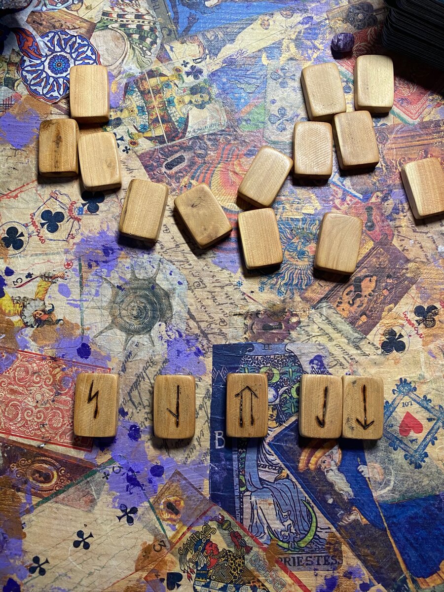 Открываем руны 