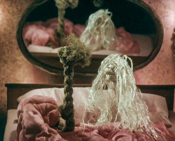 Кадр из мультфильма "Брак"