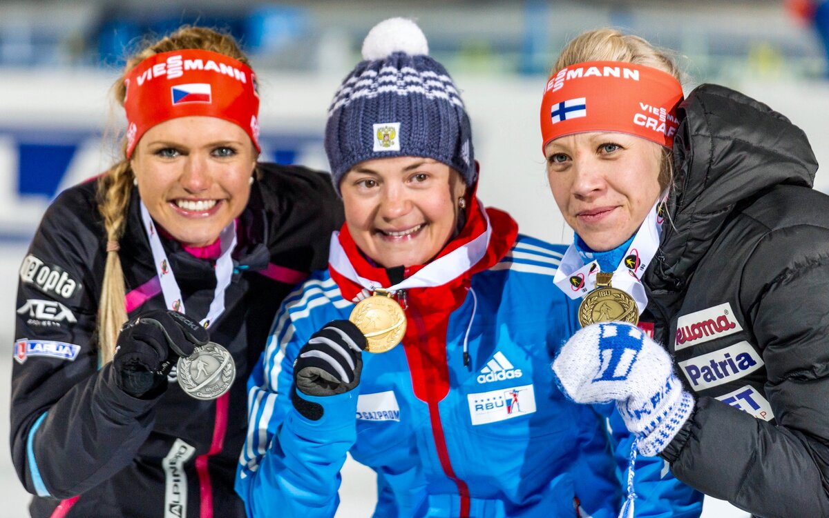 Габриэла Соукалова с медалями