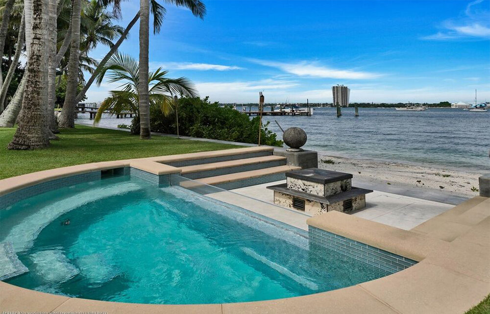 Палм - Бич Хаус